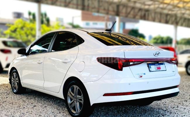 Hyundai HB20S