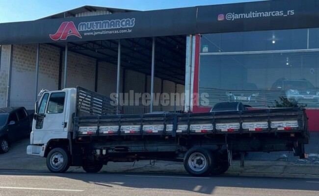 Ford CARGO 815