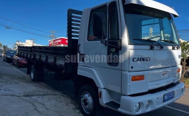 Ford CARGO 815