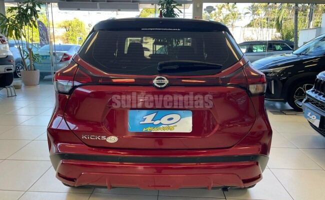 Nissan Kicks