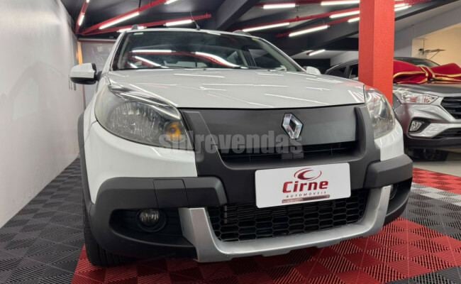 Renault SANDERO STEPWAY Hi-Flex 1.6 16V 5p Aut.