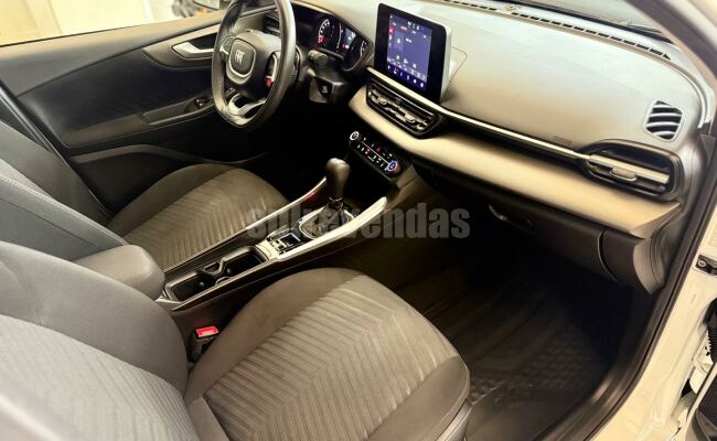 Fiat fastback audace turbo 200 flex at 4p