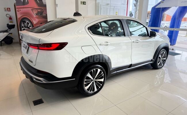 Fiat fastback audace turbo 200 flex at 4p