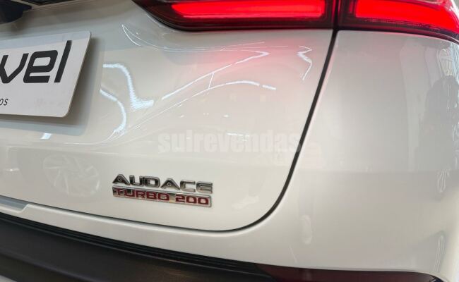 Fiat fastback audace turbo 200 flex at 4p
