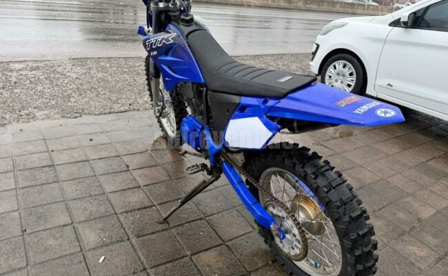 Yamaha TT-R 230