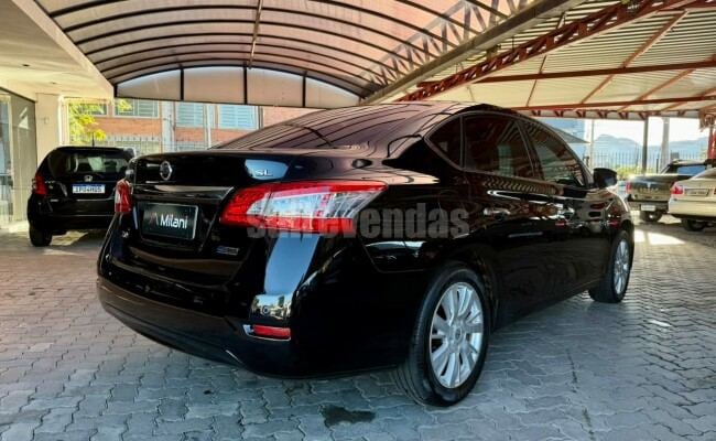 Nissan SENTRA