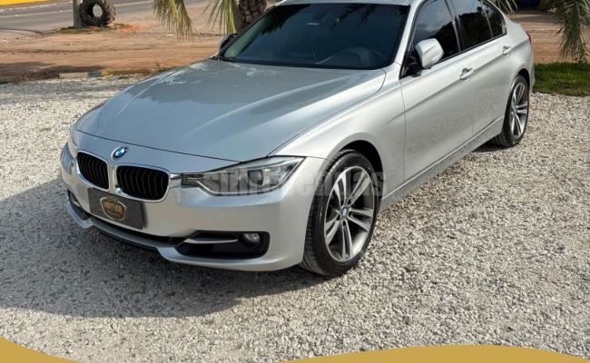 BMW 328IA