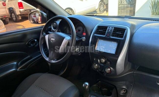 Nissan Versa