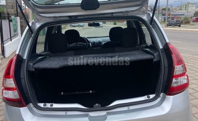 Renault SANDERO