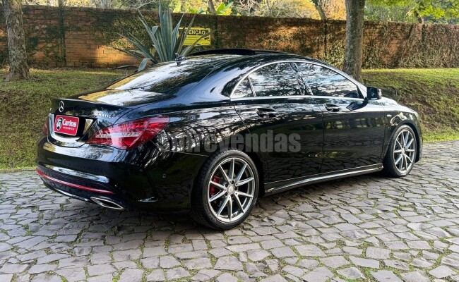 Mercedes-Benz CLA 250 4M
