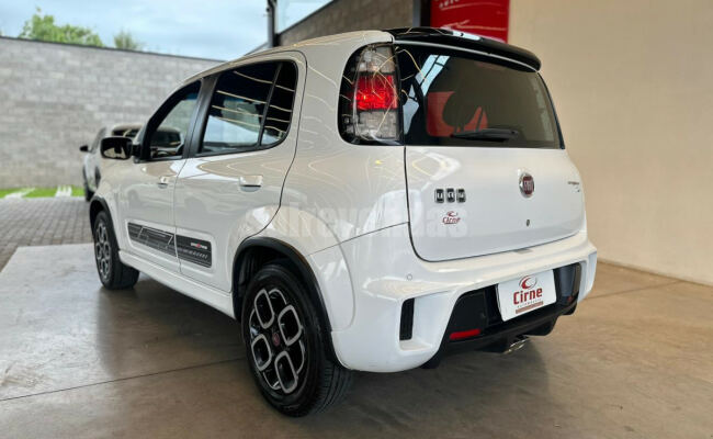 Fiat UNO SPORTING Dualogic 1.4 EVO Flex 8V 4p