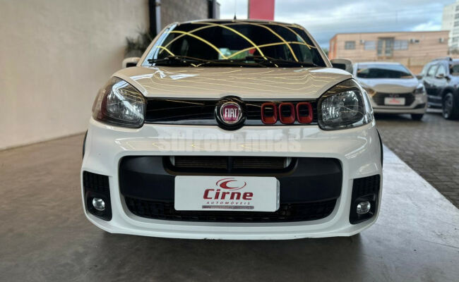 Fiat UNO SPORTING Dualogic 1.4 EVO Flex 8V 4p