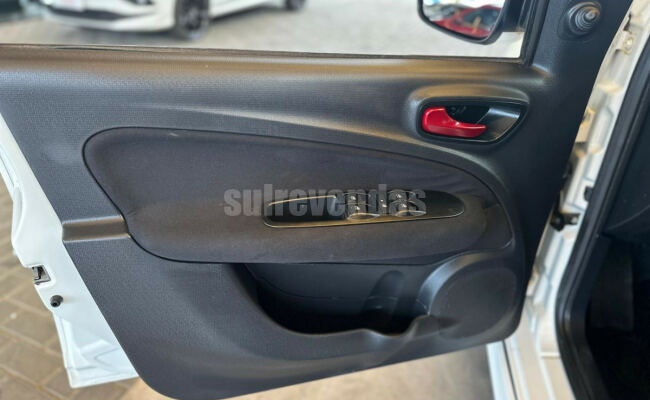 Fiat UNO SPORTING Dualogic 1.4 EVO Flex 8V 4p