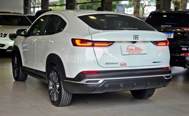 Fiat FASTBACK 1.0 TURBO 200 HYBRID AUDACE CVT