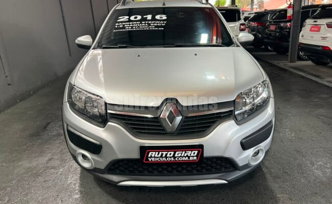 Renault SANDERO