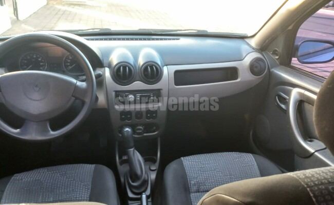 Renault SANDERO