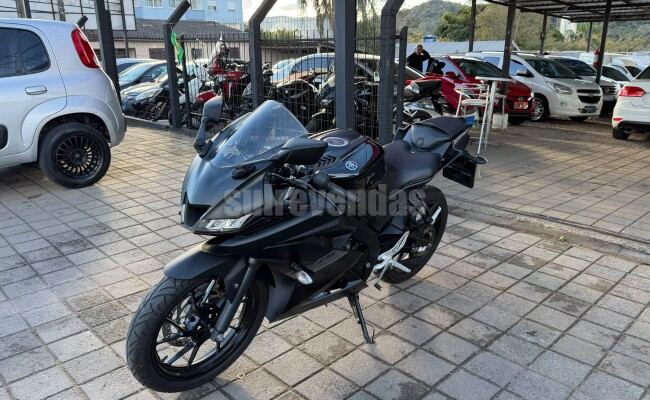 Yamaha YZF R-15 155 ABS