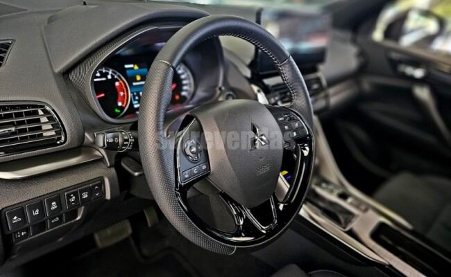 Mitsubishi ECLIPSE CROSS 1.5 MIVEC TURBO GASOLINA HPE-S BLACK CVT