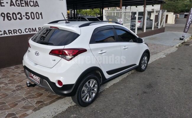 Hyundai HB20X