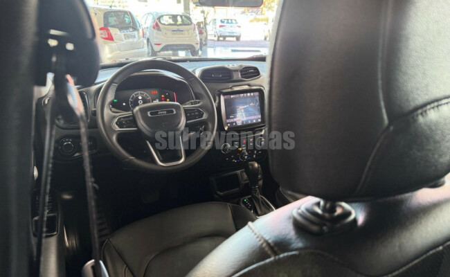 Jeep Renegade Long. T270 1.3 TB 4x2 Flex Aut.