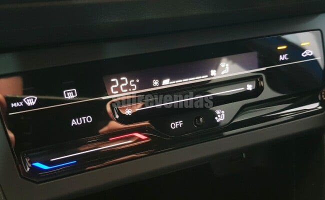 Volkswagen NIVUS 1.0 200 TSI TOTAL FLEX HIGHLINE AUTOMÁTICO