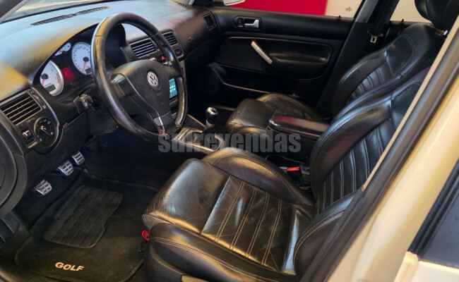 Volkswagen Golf Sportline 1.6 Mi Total Flex 8V 4p
