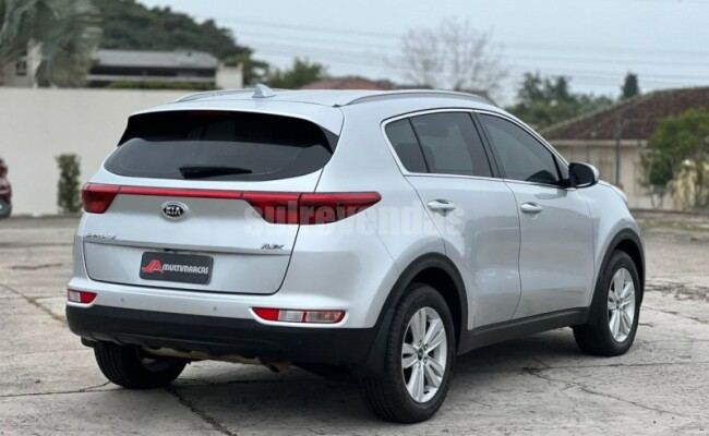 Kia SPORTAGE LX 2.0
