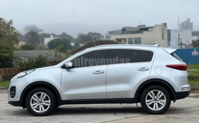 Kia SPORTAGE LX 2.0