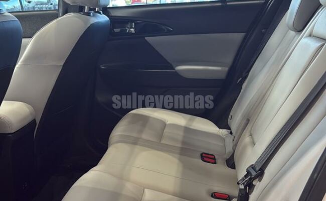 Mitsubishi ECLIPSE CROSS HPE-S AWC