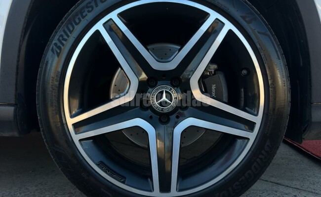 Mercedes-Benz CLASSE GLA