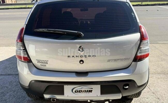 Renault SANDERO