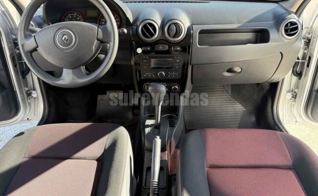 Renault SANDERO