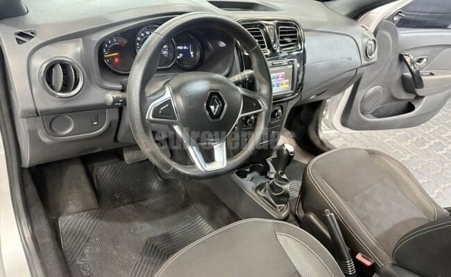 Renault SANDERO