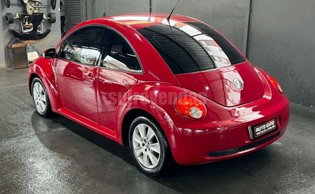 Volkswagen NEW BEETLE