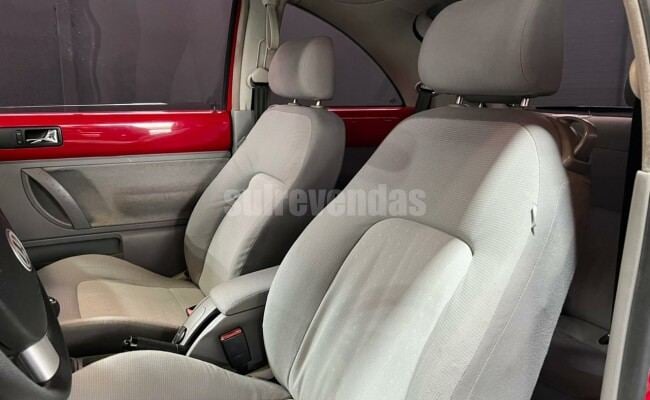 Volkswagen NEW BEETLE