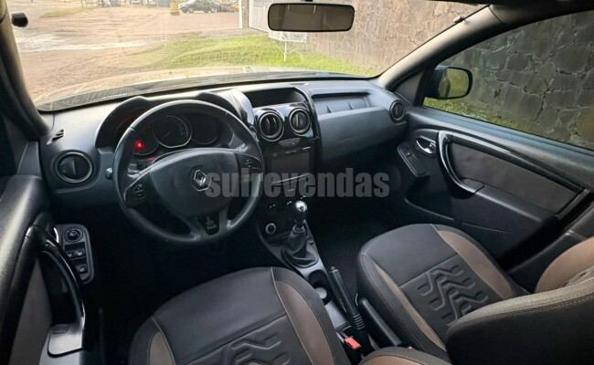 Renault DUSTER