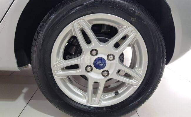 Ford FIESTA 1.6 TI-VCT FLEX SEL POWERSHIFT