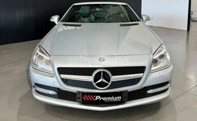 Mercedes-Benz SLK-200