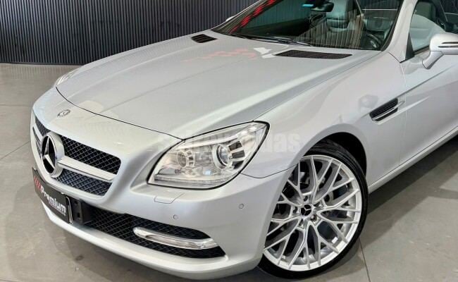 Mercedes-Benz SLK-200