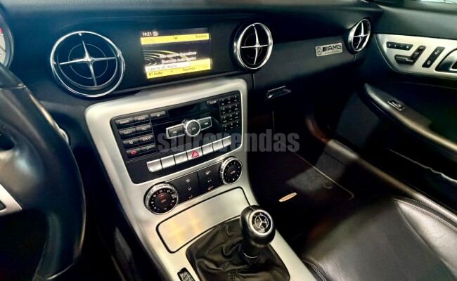 Mercedes-Benz SLK-200