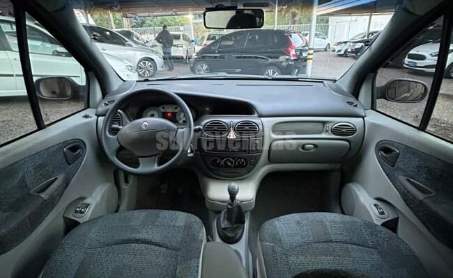 Renault SCÉNIC