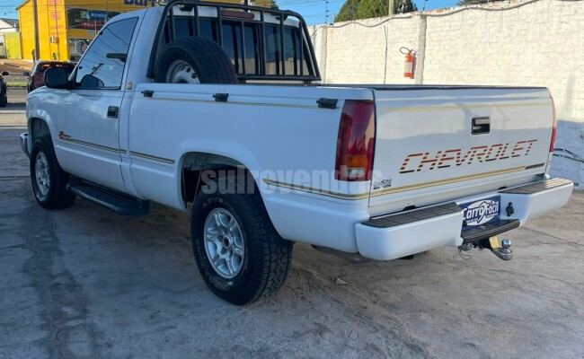 Chevrolet SILVERADO