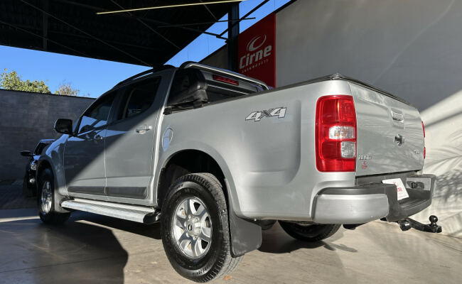 Chevrolet S10 Pick-Up LT 2.8 TDI 4x4 CD Diesel
