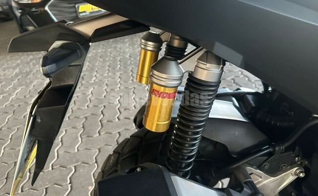 Honda ADV
