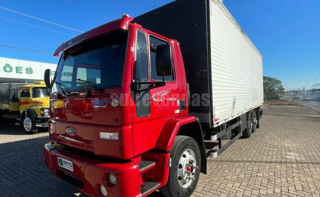 Ford CARGO