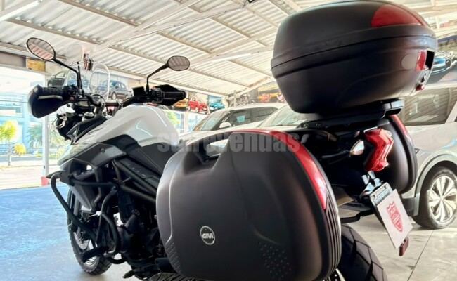 Triumph TIGER 800 XRX