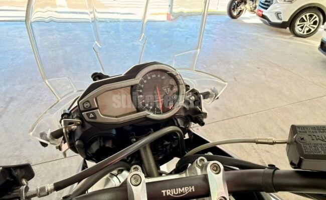 Triumph TIGER 800 XRX