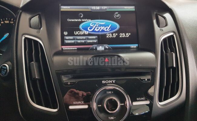Ford FOCUS 2.0 TITANIUM FASTBACK 16V FLEX 4P POWERSHIFT