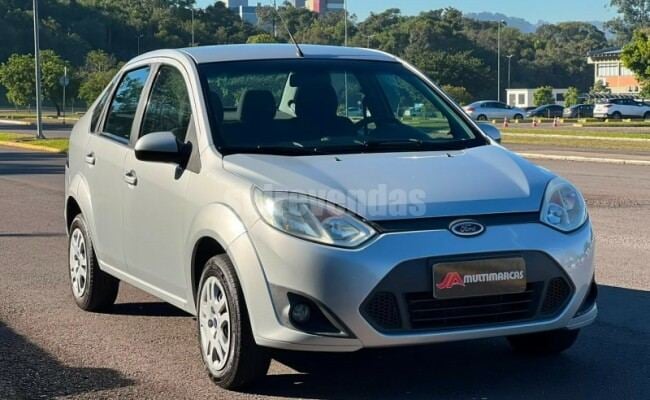 Ford FIESTA SEDAN 1.0