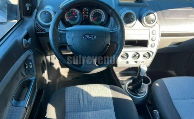Ford FIESTA SEDAN 1.0